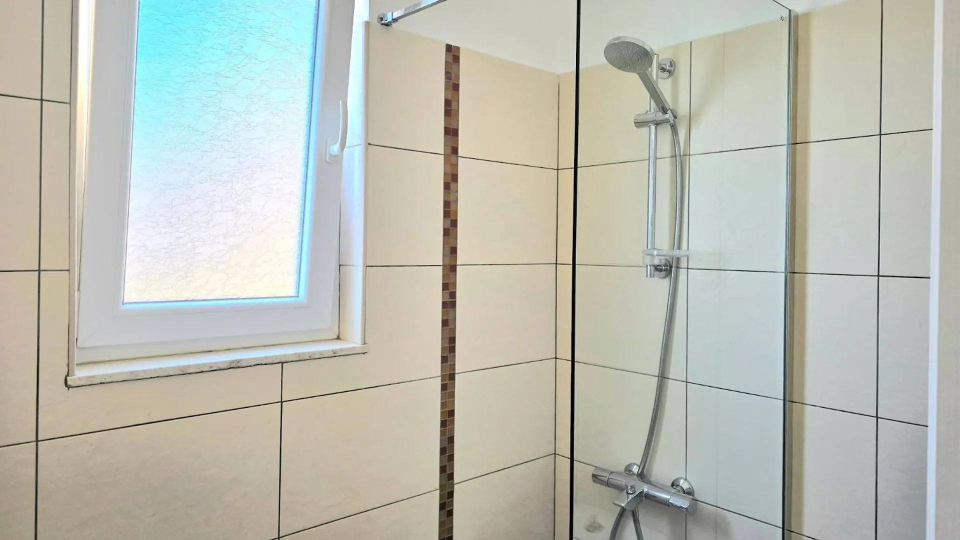 Apartment With Ionian Sea Views Sarandë